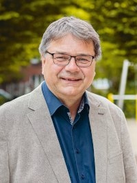 Klaus Rosenau